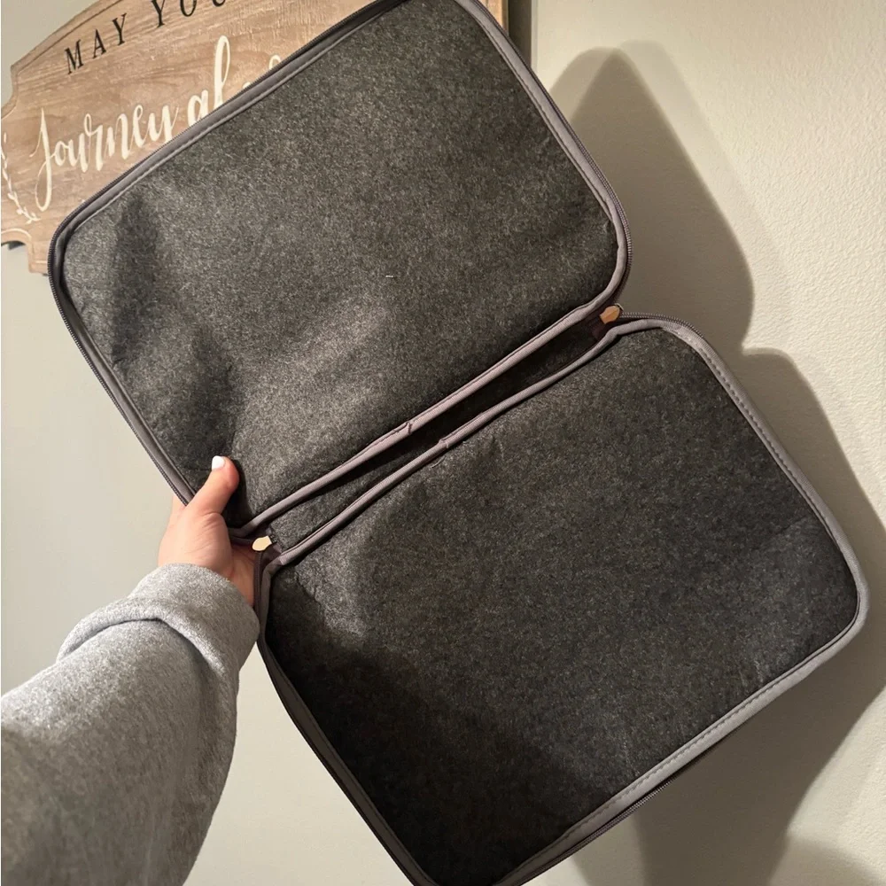 NEW heathered gray laptop case with handle 14x10